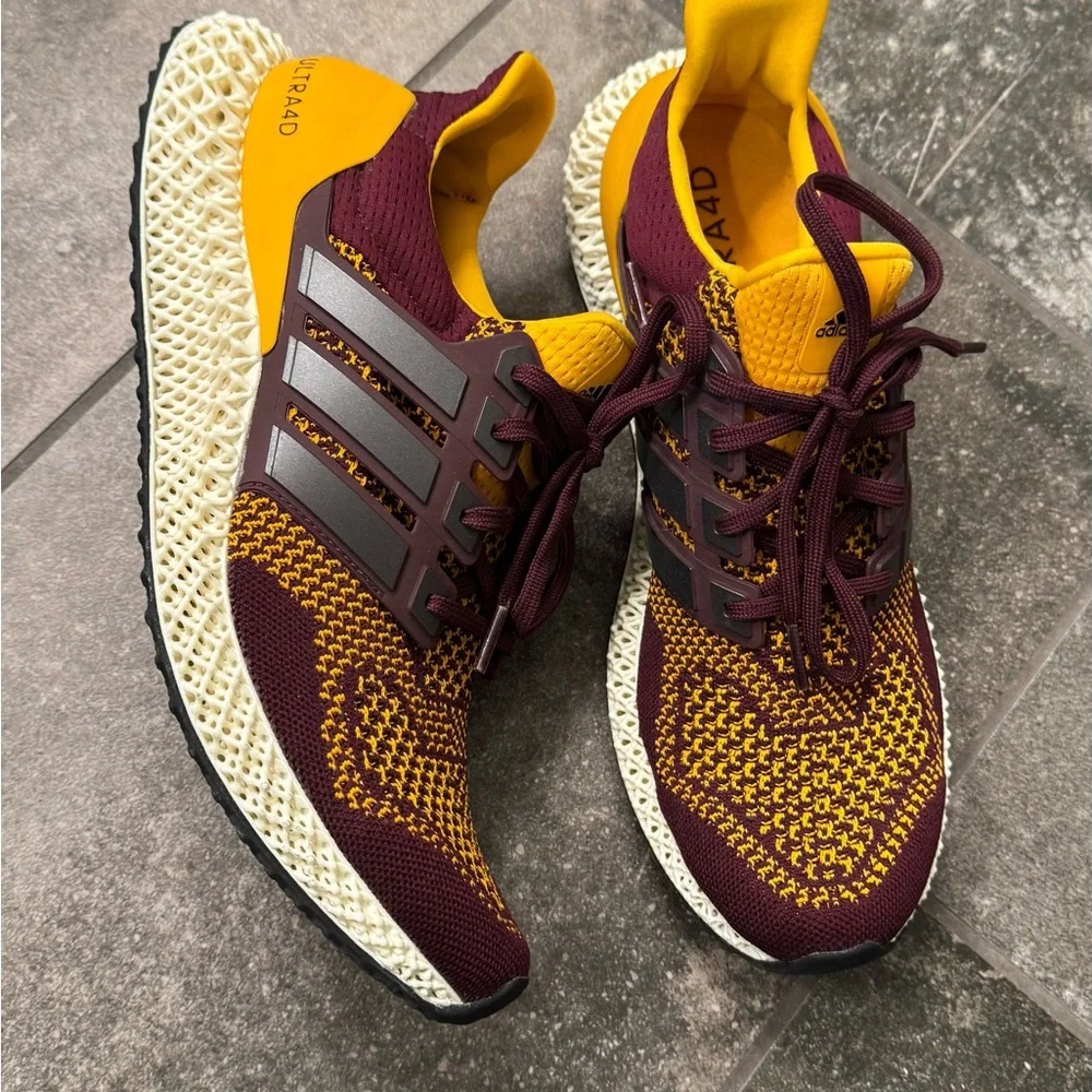 Adidas Burgundy and Gold Running Shoes - Picture 3 of 9